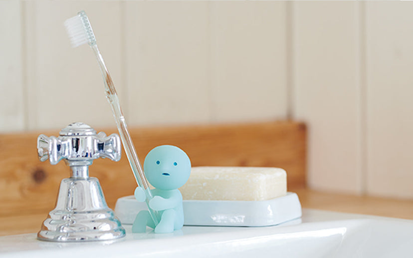 SMISKI Toothbrush Stands - Shelf Accent